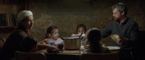 Avshalom Pollak and Shani Klein in Mountain (2015)