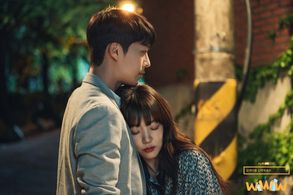 Lim Soo-jung and Jang Ki-Yong in Search: WWW (2019)