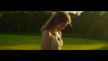 Evelyn Giovine in The Root