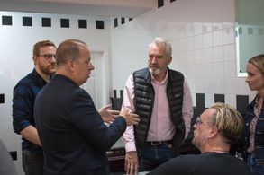 Talking through the scene