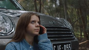 Still of Ingrid Torelli in Five Bedrooms and Three Tents