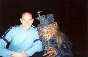 Derek Maki and Warwick Davis (as Leprechaun) on the set during the production of Leprechaun Back to tha Hood.