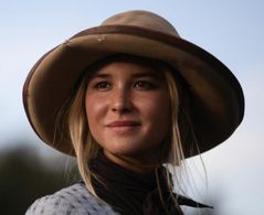 Isabel May in 1883 (2021)