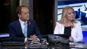 Robert Moore and Jane Green in Trump vs Clinton: The Result - ITV News Special (2016)