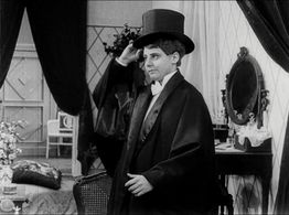 Ossi Oswalda in I Don't Want to Be a Man (1918)