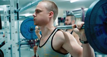 Sven Schelker in Goliath (2017)