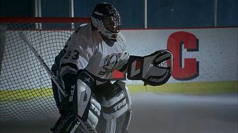 Shaun Weiss in D3: The Mighty Ducks (1996)