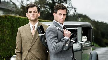 Torben Liebrecht and Ken Duken in Duell der Brüder - Die Geschichte von Adidas und Puma (2016)