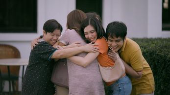 Jerick Dolormente, Cecil Paz, and Analyn Barro in First Lady (2022)