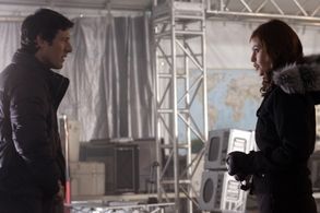 Ari Cohen and Cassidy Freeman in Smallville (2001)