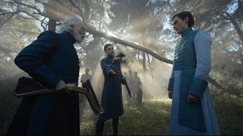 Still of Cassian Bilton and Terrence Mann in ‘Foundation’ (2021)