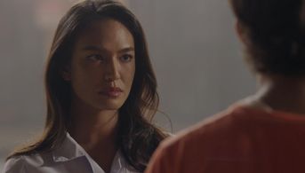 Samantha Richelle in Almost Paradise (2020)