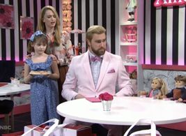 Onie Maceo Watlington on SNL Season 48 with Travis Kelce and Sarah Sherman