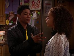 Nadji Jeter and Zoë Soul in Reed Between the Lines (2011)