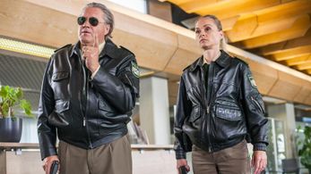 Michael Brandner and Annett Fleischer in Hubert ohne Staller (2011)