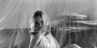 Leena Skoog in Four Dimensions of Greta (1972)