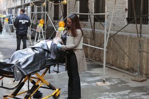 Tamala Jones and Scott Broderick in Castle (2009)