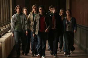 Holly Davidson, Kal Penn, Glen Barry, and Anthony Cozens in Van Wilder: The Rise of Taj (2006)