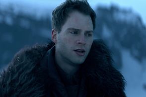 Calahan Skogman in Shadow and Bone (2021)