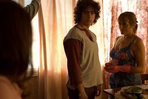 Mónica Villa and Elías Viñoles in All the Lonely People (2009)