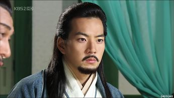 Song Il-guk in Emperor of the Sea (2004)