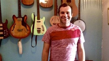 Kaveh Nabatian in 100% T-Shirt (2014)