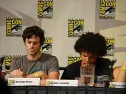 Brendan Hines and Jake Smollett in The Middleman (2008)