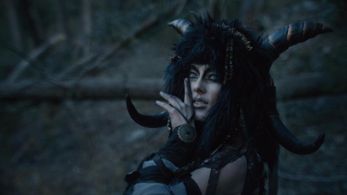 Stephanie Edmonds in Stoneheart