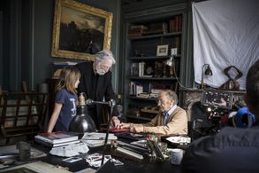 Jean-Louis Trintignant, Michael Haneke, and Fantine Harduin in Happy End (2017)