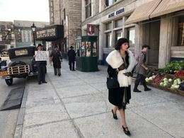 Zita Teby as Violet Austman in Vliegende Hollanders