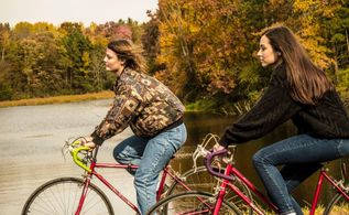 Behind the scenes for Something like Shangri-la