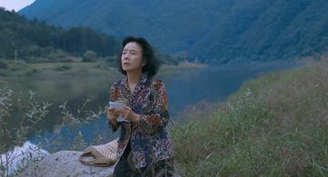 Yun Jeong-hie in Poetry (2010)