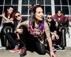 Jordan Lawson and the band Rocket (X)