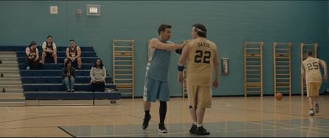 Joel Edgerton shoving Matthew Allen during the bsketball scene in Gringo