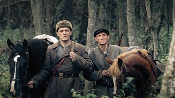 Vladislav Abashin and Sergey Kolesov in In the Fog (2012)