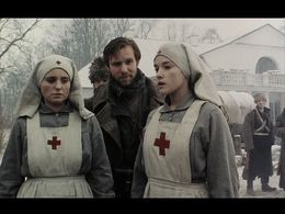 Alicja Bachleda, Kinga Preis, and Andrey Egorov in The Gateway of Europe (1999)