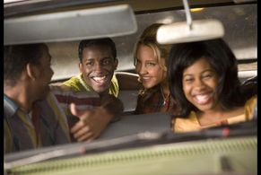 Amanda Bynes, Sarah Francis, and Elijah Kelley in Hairspray (2007)