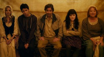 Griffin Dunne, Becky Ann Baker, Madeleine Martin, Devon Graye, and Dreama Walker in The Discoverers (2012)