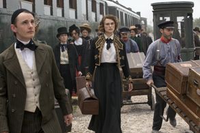 Keira Knightley and Dickie Beau in Colette (2018)