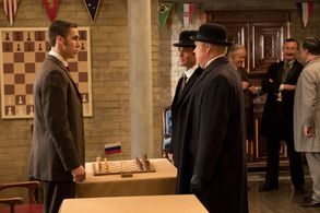 Yannick Bisson as Detective William Murdoch, Thomas Craig as Inspector Thomas Brackenreid and Slavic Rogozine as Sergei 