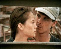 Tauras Cizas and Elena Korikova in Kha-bi-assy (1990)