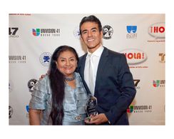 Teresa Yenque, Jose Yenque. 2010 HOLA Awards Ceremony, Jose Yenque's Humanitarian Award