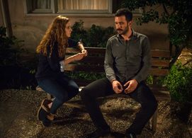 Baris Arduç and Ahsen Eroglu in Kuzgun: 16.Bölüm Sezon Finali (2019)