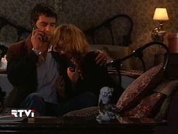 Virginia Innocenti and Adrián Navarro in Vidas robadas (2008)