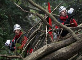 Javier Ríos and Arturo Valls in Casual Day (2007)