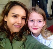 Kira McLean and Jessica Alba on set of The Veil.