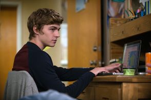 Miles Heizer in Parenthood (2010)