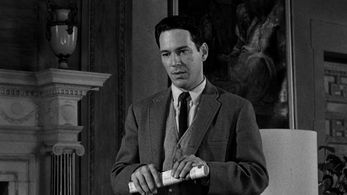 Mario Alcalde in Dead Ringer (1964)