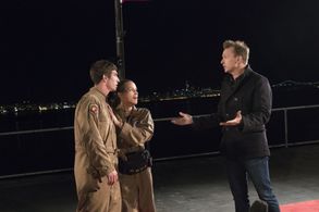 Phil Keoghan, Cody Nickson, and Jessica Graf in The Amazing Race (2001)