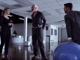 Jason Priestley and Michael Gross in Call Me Fitz (2010)